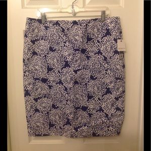 Liz Claiborne Floral Skirt 14 NWT